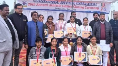 शिकोहाबाद शिकोहाबाद। गार्डेनिया इंटर कालेज का सात दिवसीय वार्षिक खेल समारोह के समापन समारोह का पुरस्कार वितरण के साथ हुआ। जिसमें विजयी प्रतिभागियों को अतिथियों ने मेडल, प्रशिस्त पत्र देकर सम्मानित किया।